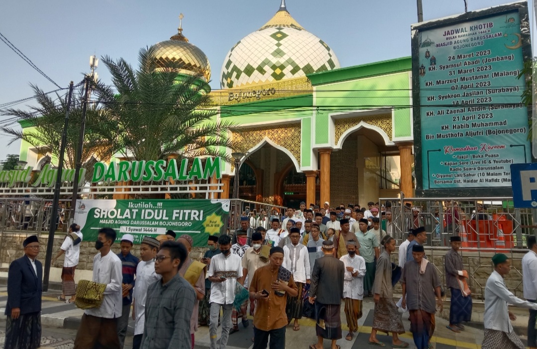 Bupati Bojonegoro Ajak Masyarakat Jadikan Momen Idul Fitri untuk Perkuat Silaturahmi