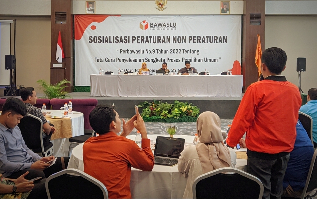 Bawaslu Bojonegoro Sosialisasikan Peraturan Sengketa Pemilu ke 18 Parpol
