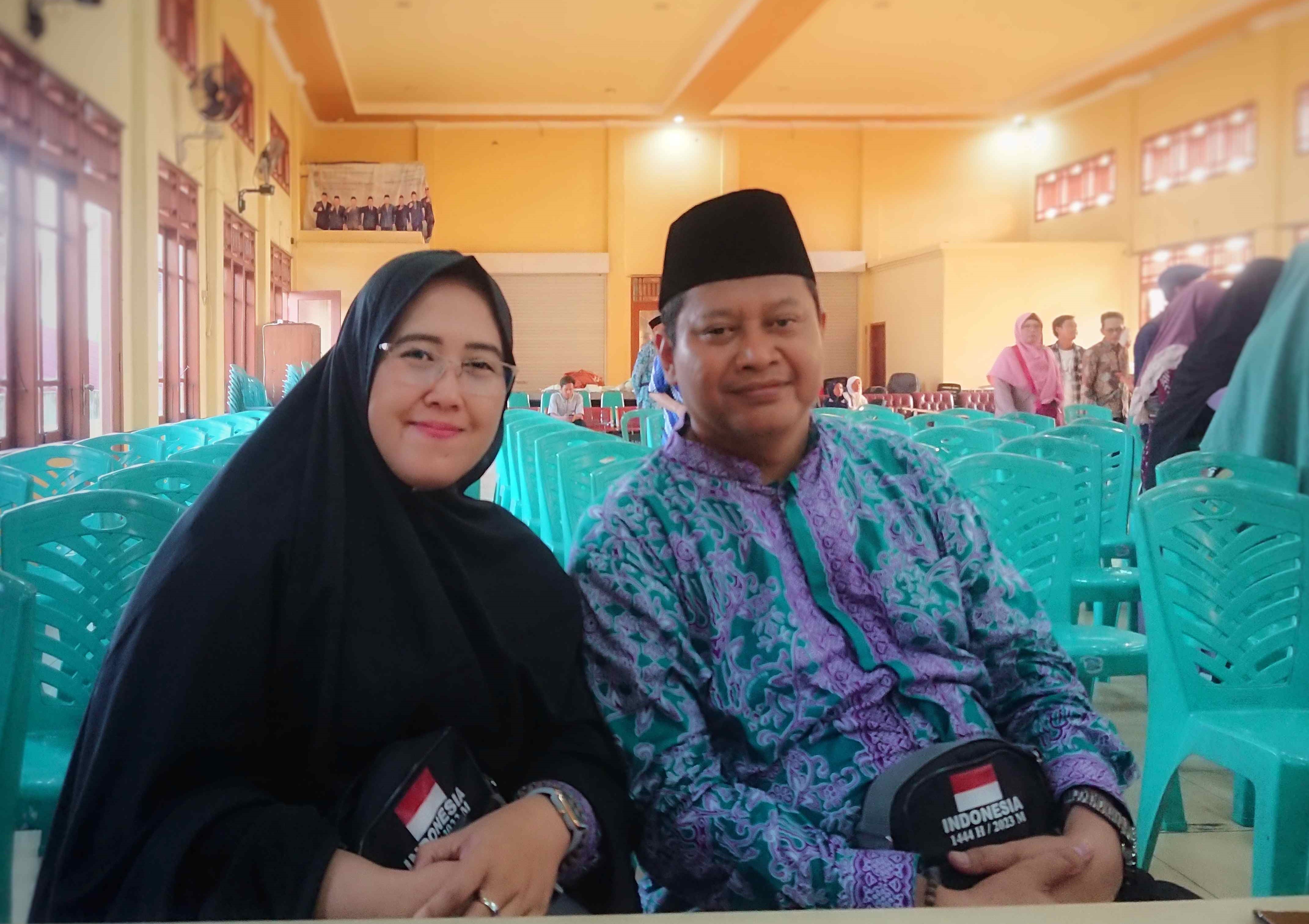 Sempat Kaget, Akhirnya Sriyadi Bersama Istri Bisa Berangkat Haji