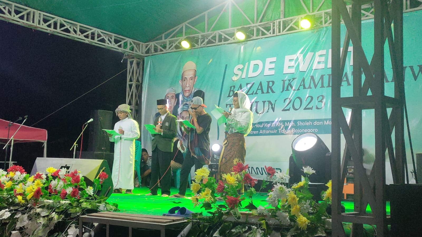 28 Tampilan Meriahkan Pentas Seni di Bazar Alumni