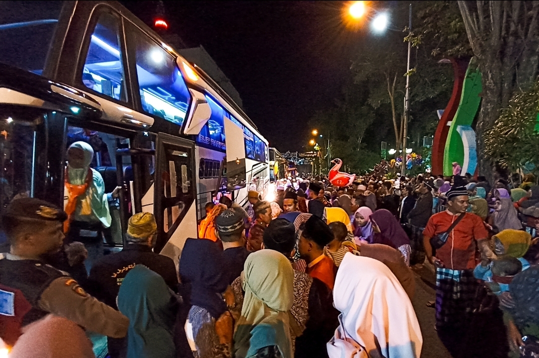 Dinihari, 1.176 Jemaah Haji Tiba di Bojonegoro