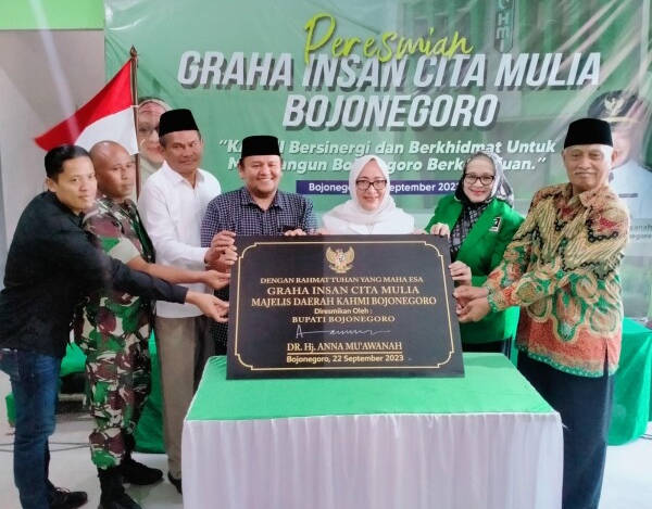 Bupati Hadiri Peresmian Graha Insan Cita Mulia KAHMI