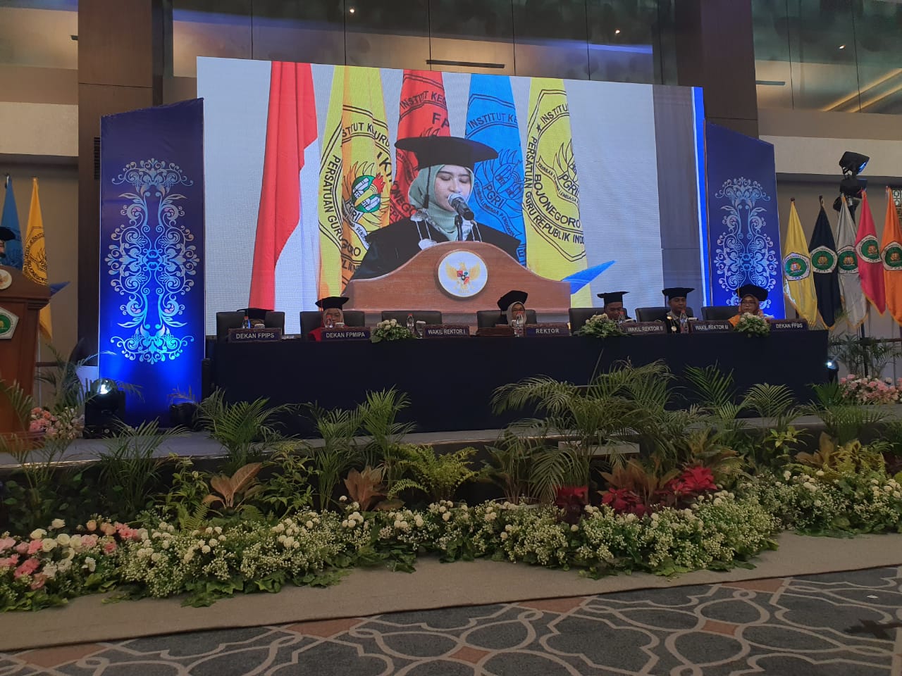 Wisuda ke-43 IKIP, Bertekad Mencetak Pembelajar Hebat dan Terampil
