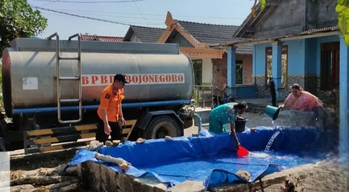 BPBD Salurkan 5.015 Tangki Air Bersih Di 205 Dusun Bojonegoro