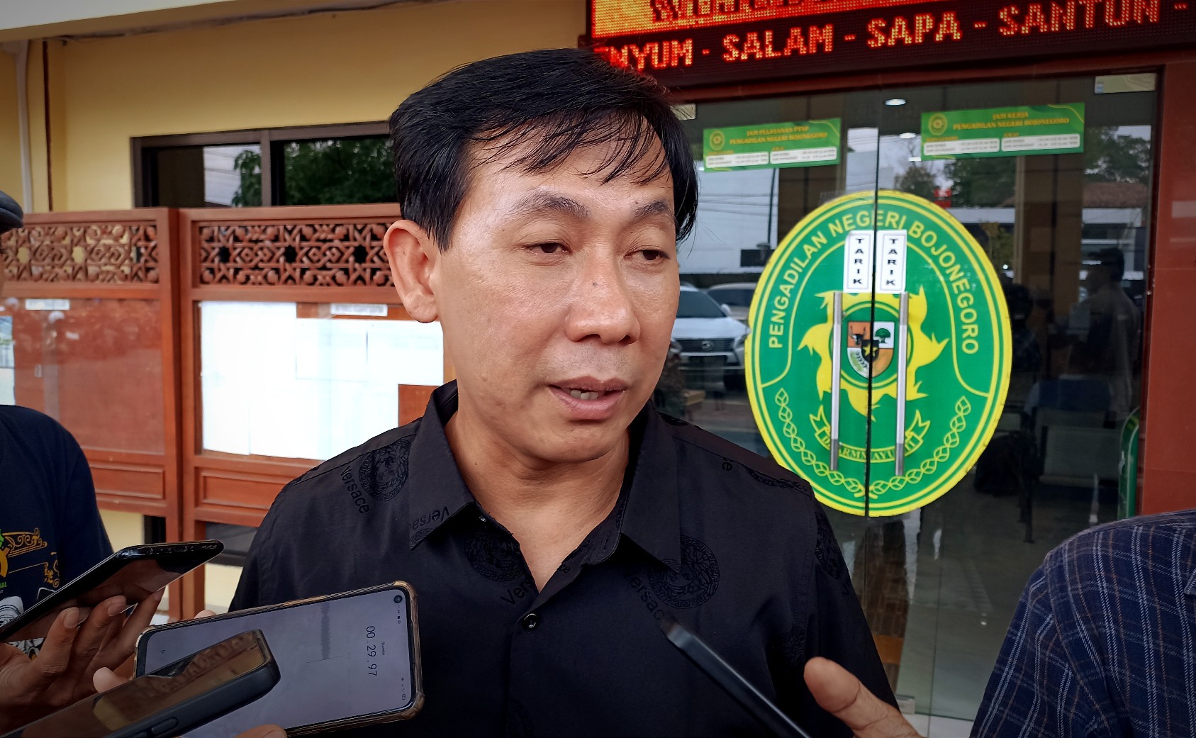 Mediasi Ketua DPC Demokrat Bojonegoro dengan Calegnya Terkait Dugaan Penipuan, Berujung Buntu