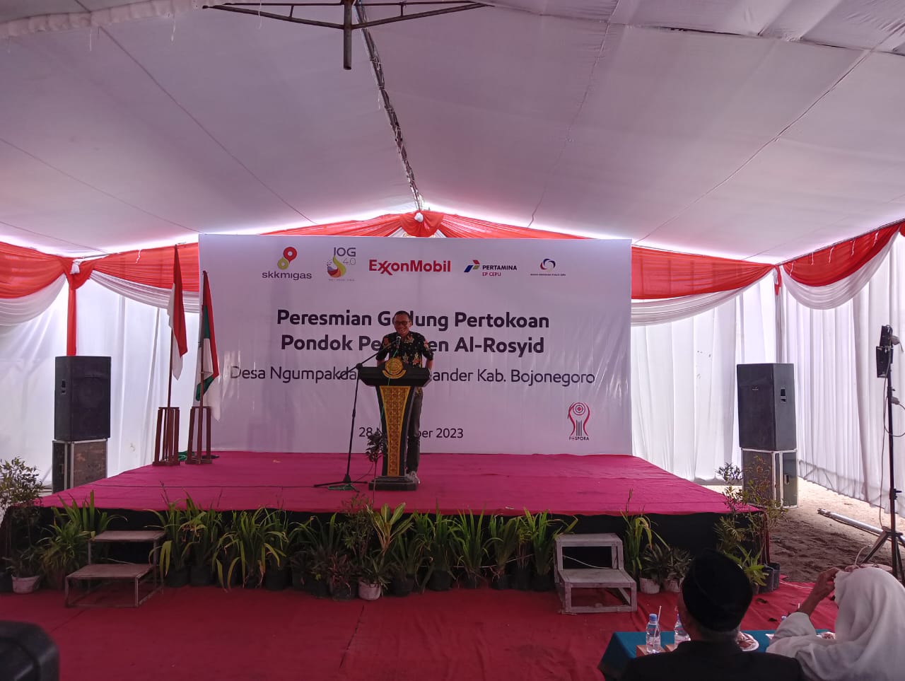Latih Kemandirian, Ponpes Al-Rosyid Dapat Bantuan Gedung daei EMCL