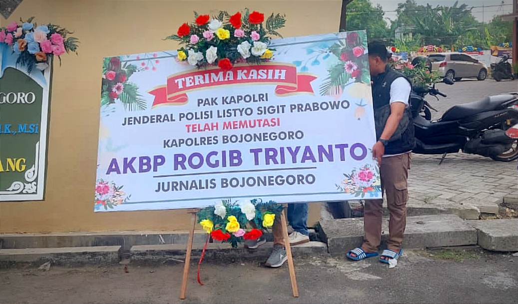 Jurnalis Bojonegoro Beri Ucapan ‘Tak Lazim' kepada Eks. Kapolres Bojonegoro