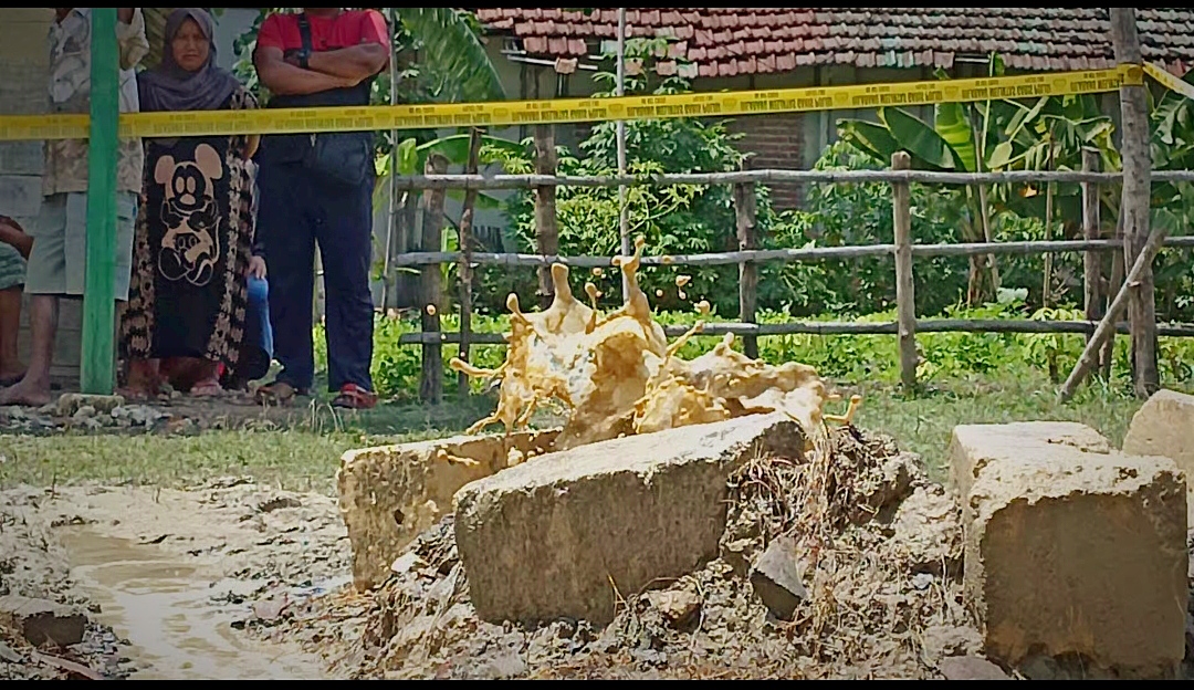 Semburan Air Campur Belerang Kembali Terjadi di Sidomulyo, Bojonegoro
