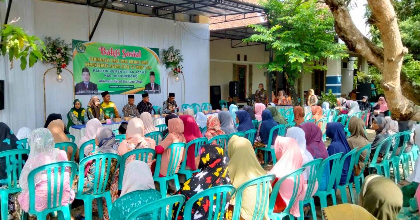 Sambut HAB Kemenag ke-74, Kemenag Bojonegoro Gelar Baksos
