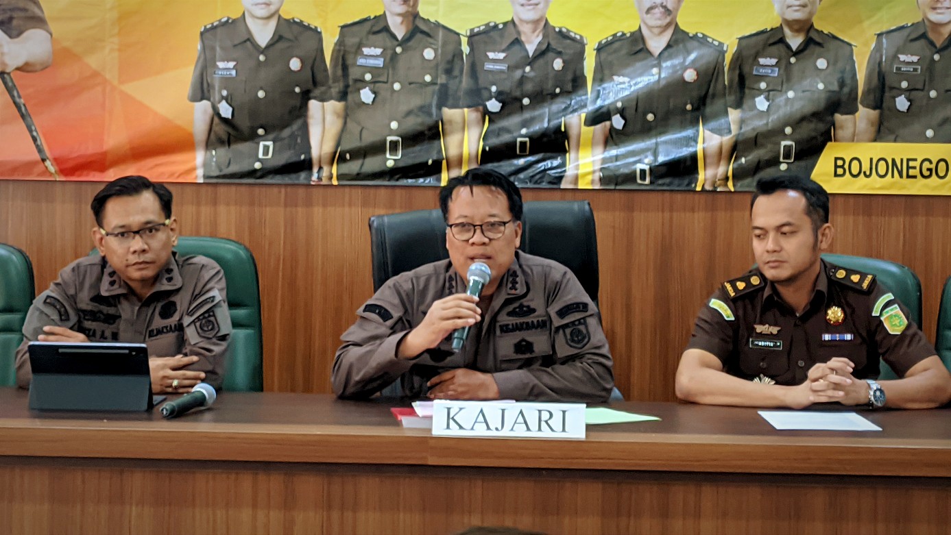 Kejari Bojonegoro Periksa Puluhan Saksi Dugaan Penyimpangan Pengadaan Mobil Siaga