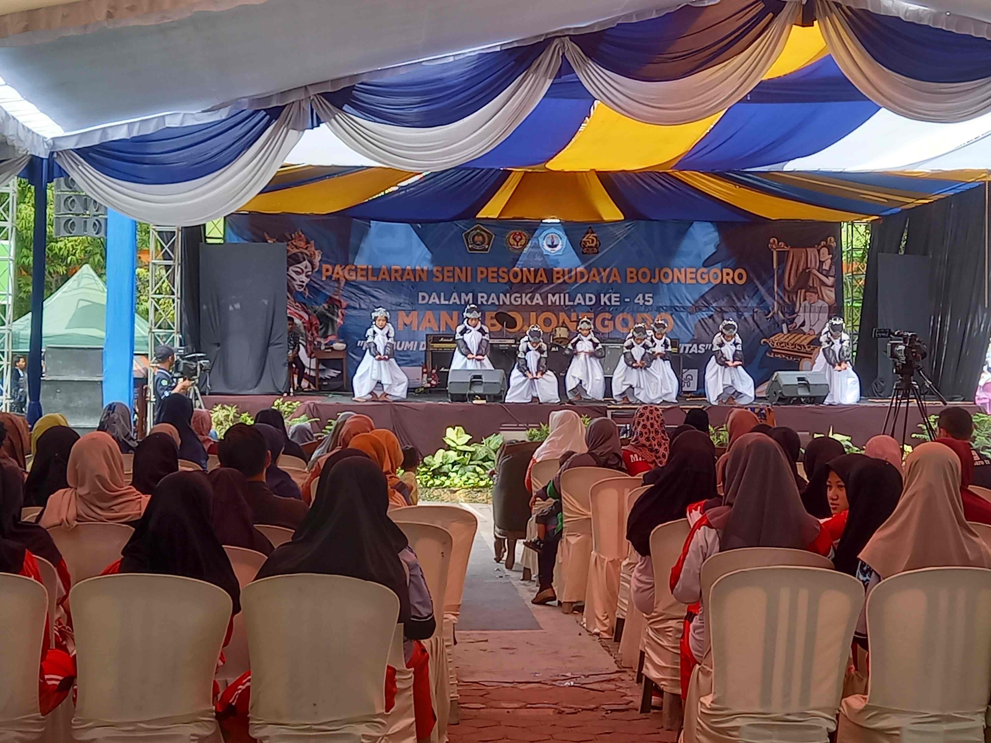 Milad ke-45, MAN 1 Bojonegoro Adakan Pagelaran Seni Pesona Bojonegoro 