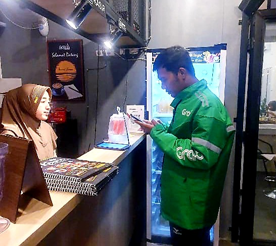 Asyikk...! Makanan D'Konco Cafe Bisa Dipesan Lewat Grabfood