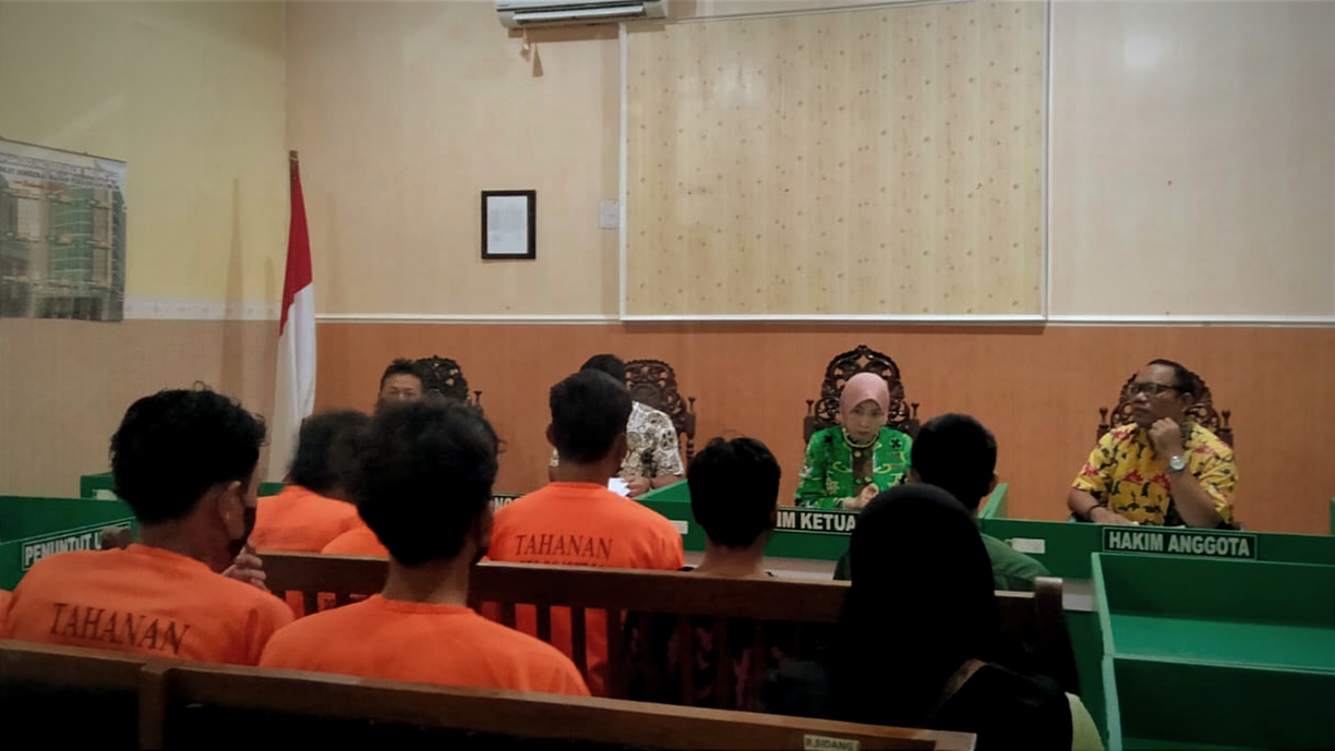 Sidang Pengeroyokan di Bojonegoro, Ibu Korban Minta Pelaku Dihukum Mati
