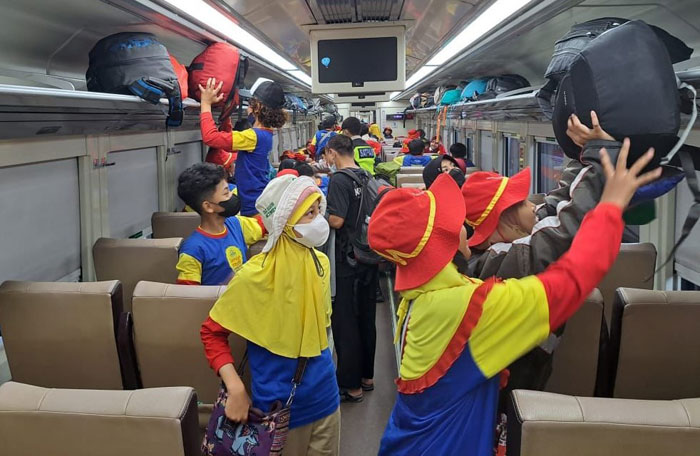 Jumlah Penumpang Terus Bertambah, KAI Ingatkan Aturan Barang Bawaan