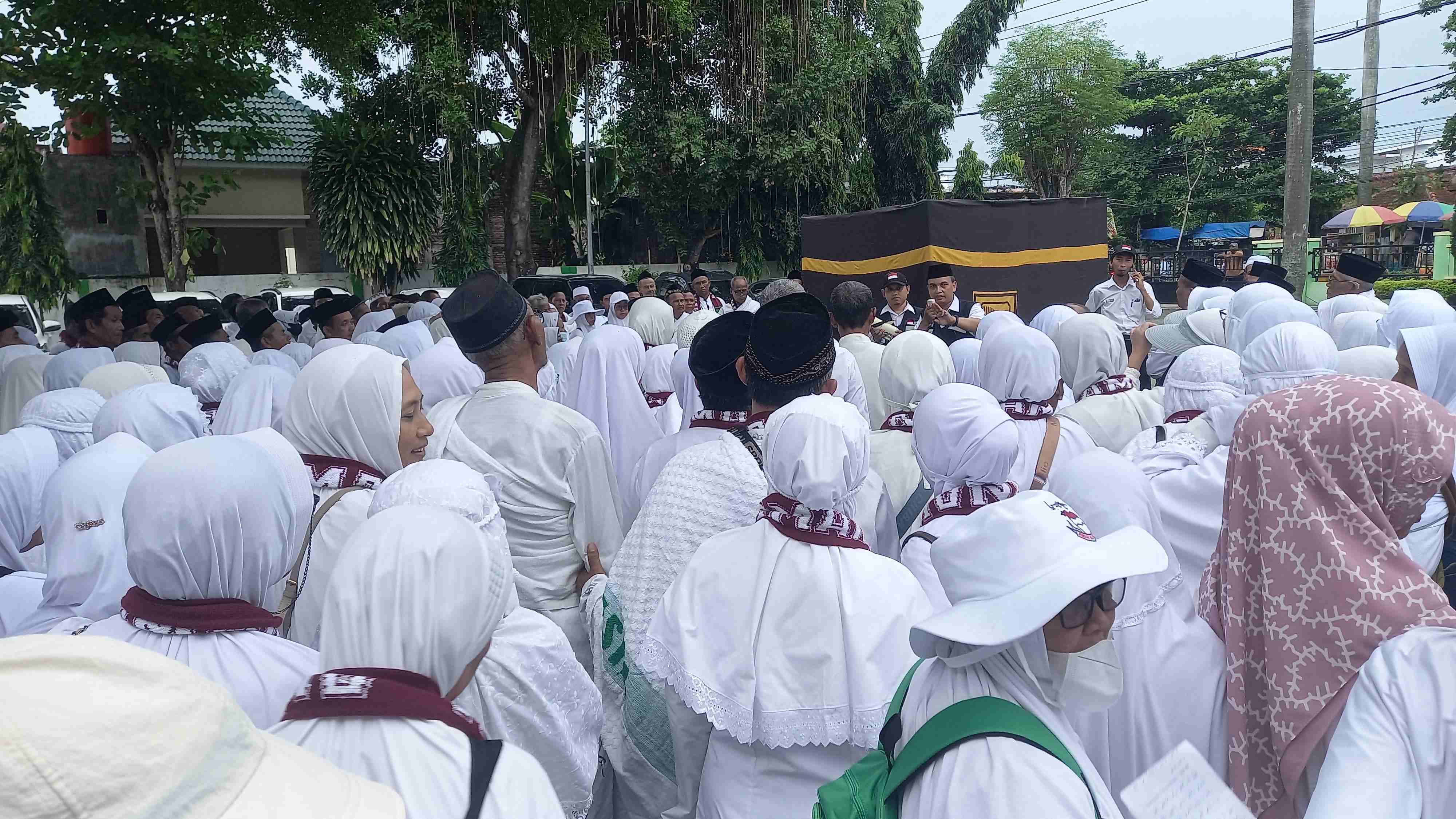 1.543 Calon Jemaah Haji Bojonegoro Ikuti Manasik Haji