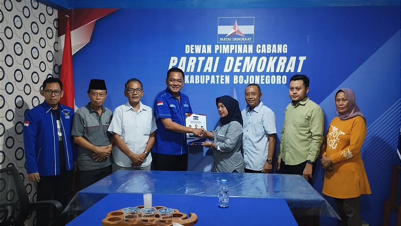 Anna Muawanah dan Nurul Azizah Daftar Bacabup di Partai Demokrat