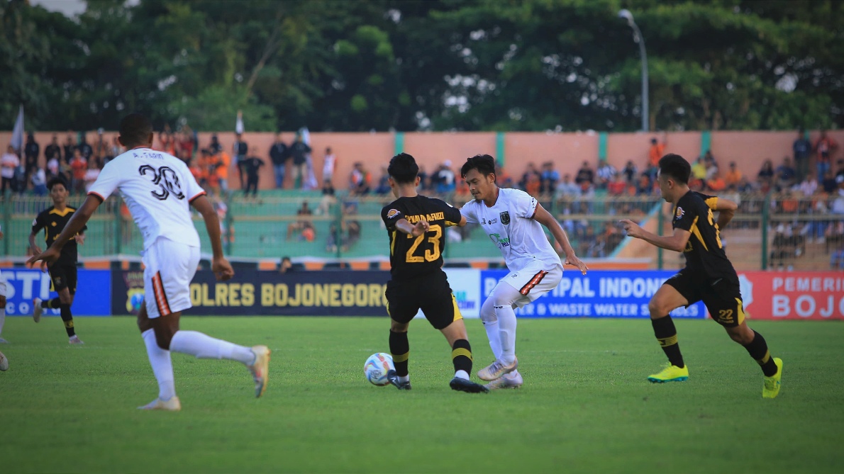 Laga Ke-3, Persic Cilegon Tahan Imbang 0-0 Persibo Bojonegoro