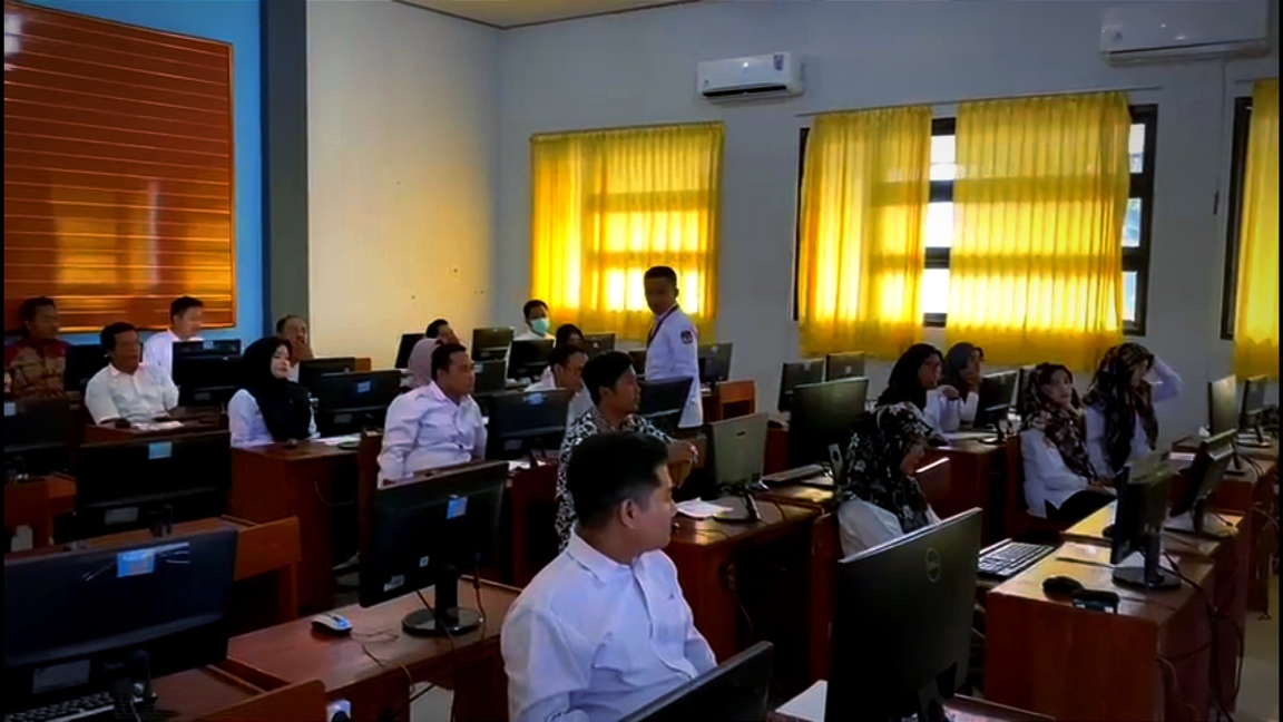 592 Calon Anggota PPK untuk Pilkada Bojonegoro 2024 Jalani Tes CAT