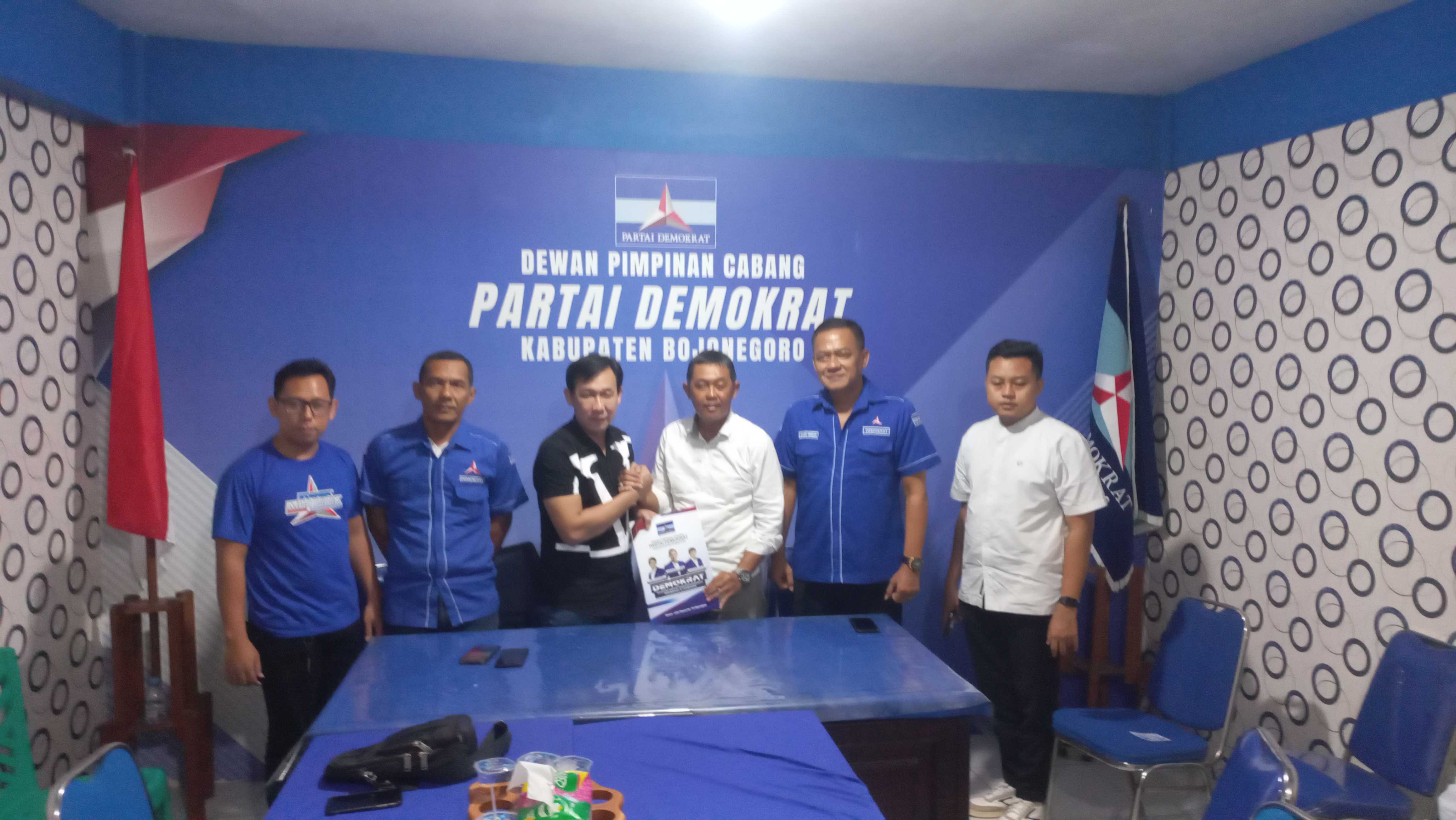4 Orang Kembalikan Formulir ke Demokrat, 1 Nama Disamarkan