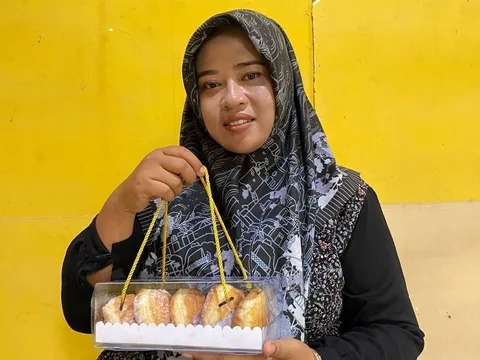 Nasabah BRI Asal Kalitidu Sukses Berbisnis Kue Hingga Buka Lapangan Pekerjaan di Desa