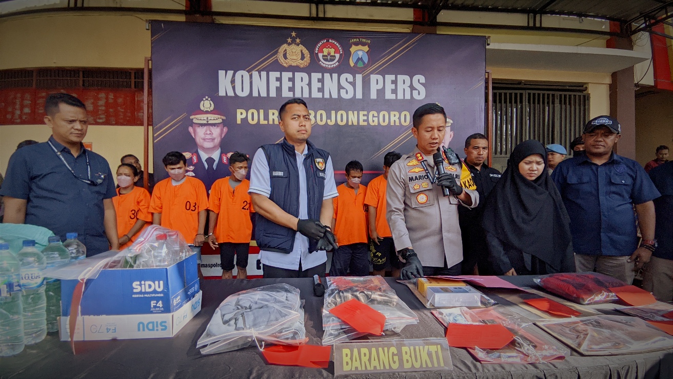 Sebulan Beraksi di 5 TKP, Dua Maling Motor di Bojonegoro Diringkus Polisi