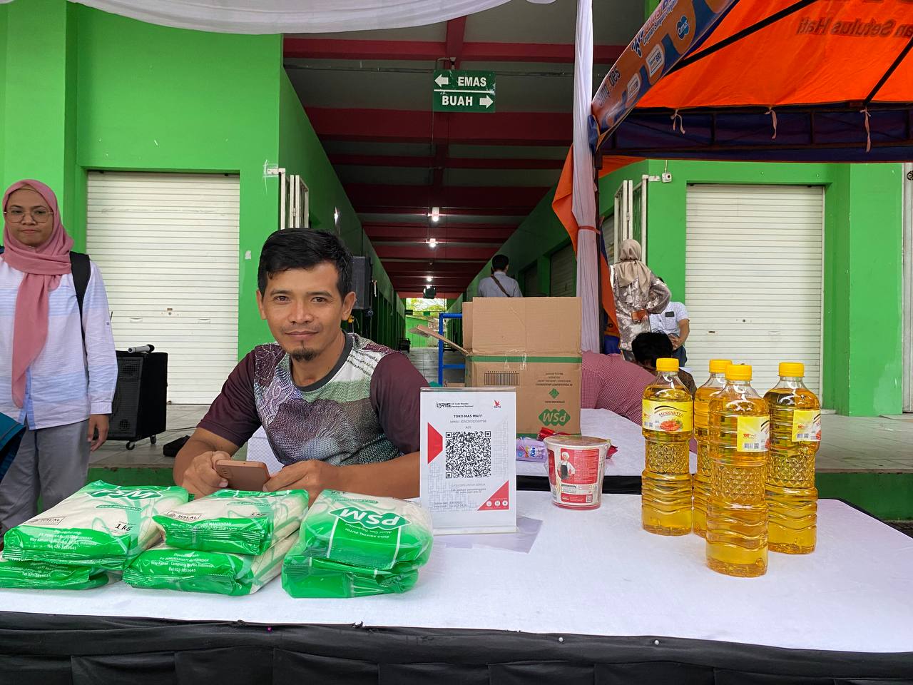 Dagangan Paling Laris di Aplikasi New Pasar.id, Pemilik Toko Kelontong di Pasar Banjarejo Ungkap Rahasianya