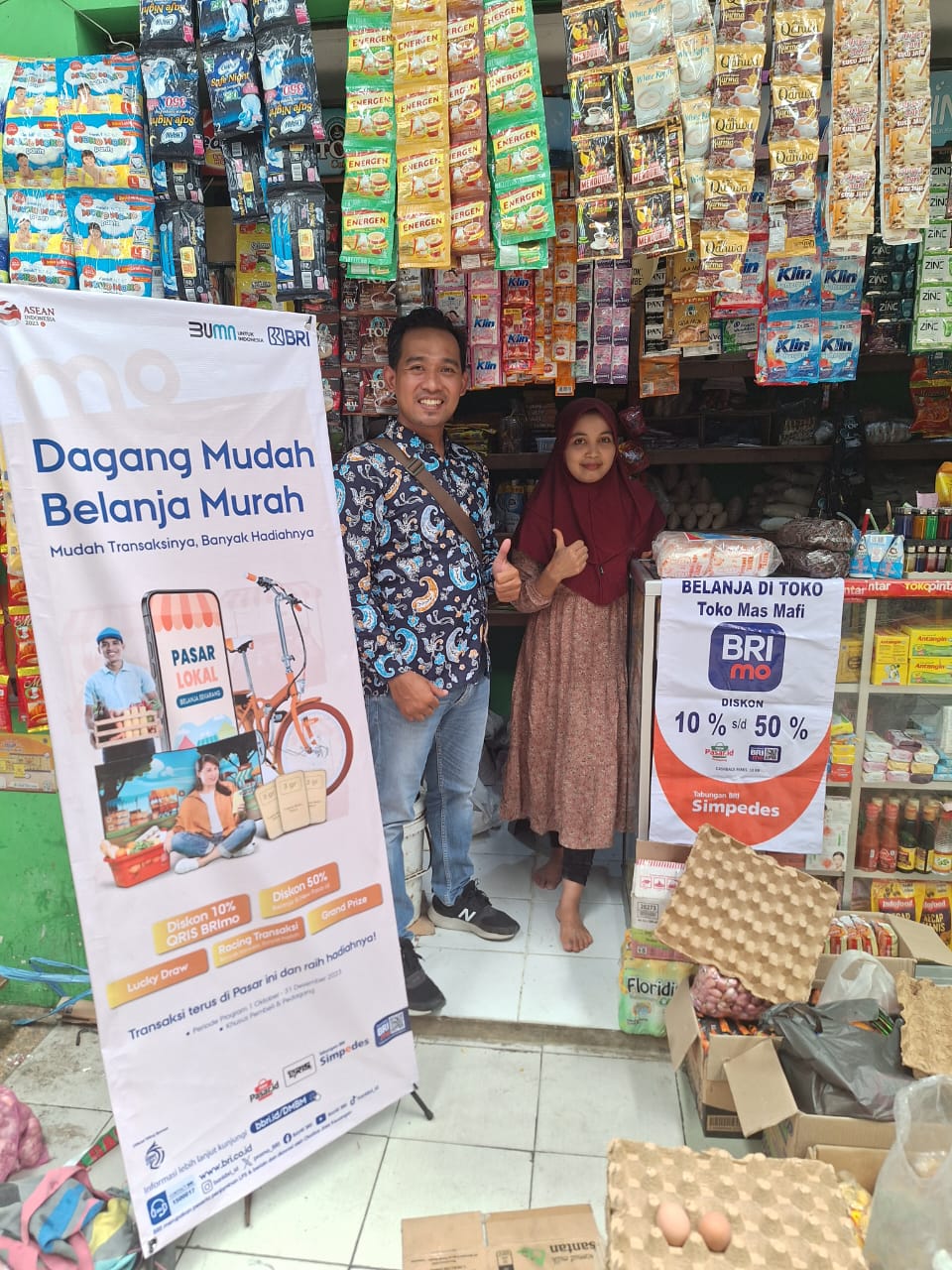 Dikenal Ulet, Pedagang Kelontong New Pasar.id Banjarejo Dapat Reward dari BRI