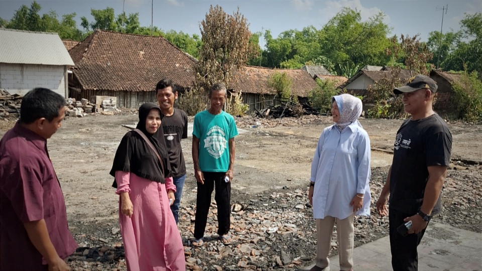 Kunjungi Korban Kebakaran di Bojonegoro, Nurul Azizah Berikan Bantuan