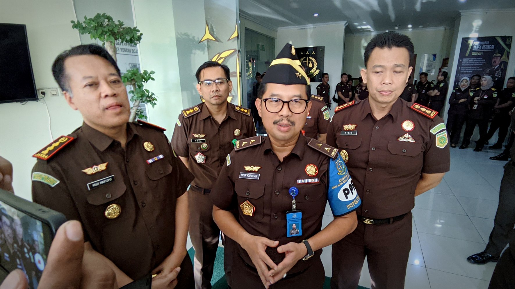 Inspektur V Kejagung Lakukan Inspeksi ke Kejari Bojonegoro, Ada Apa?