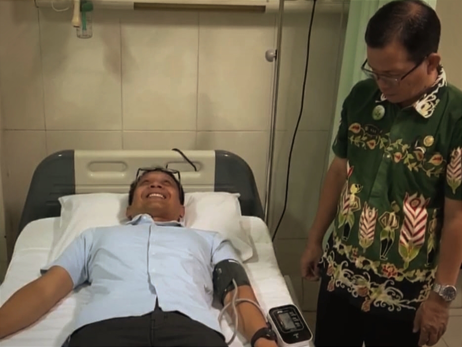 Lengkapi Pemberkasan, Bapaslon Wahono-Nurul Jalani Tes Kesehatan