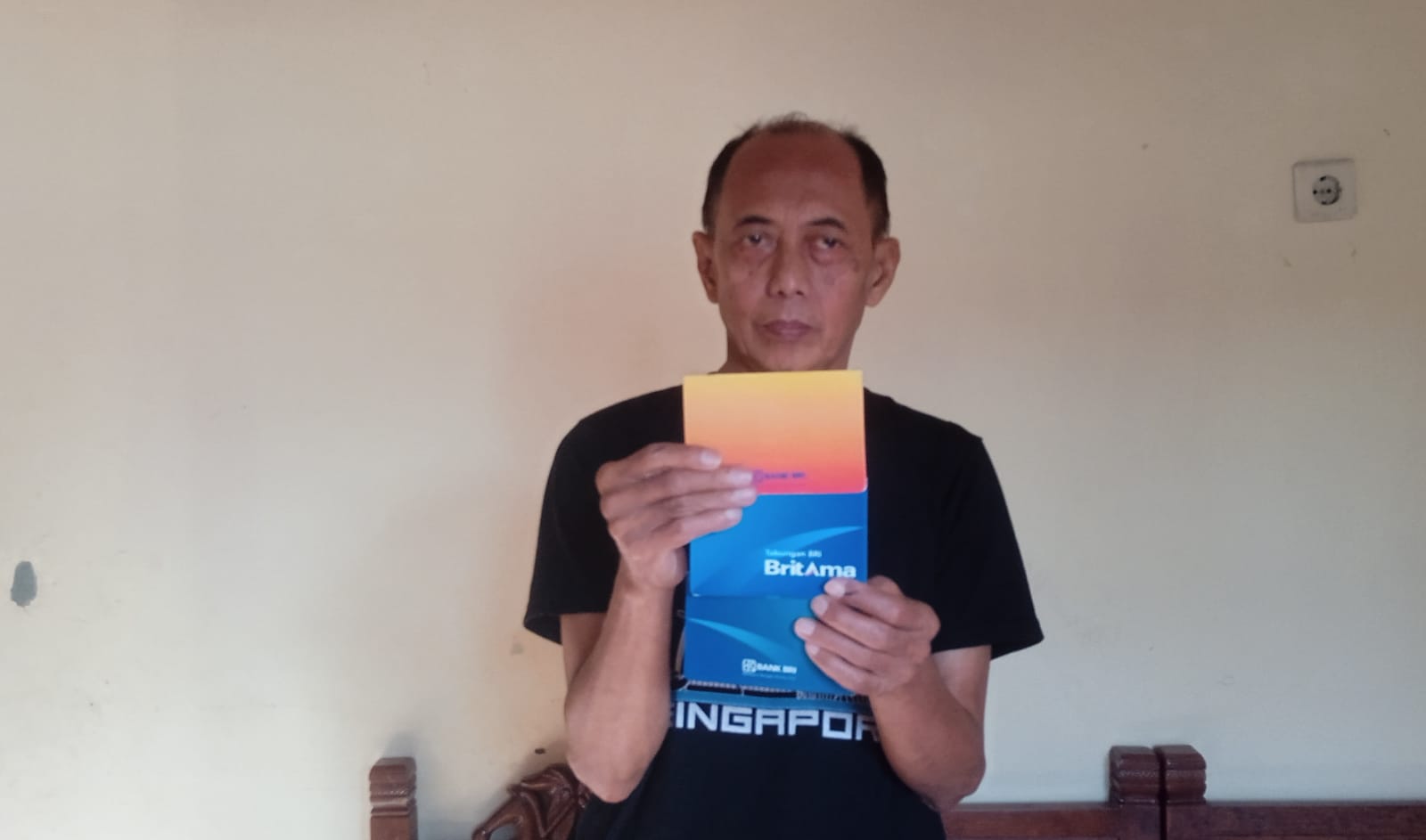 Kisah Unik Nasabah BRI Bojonegoro, Satu Rumah Punya 4 Rekening BRI dan Jadi Nasabah Setia Belasan Tahun