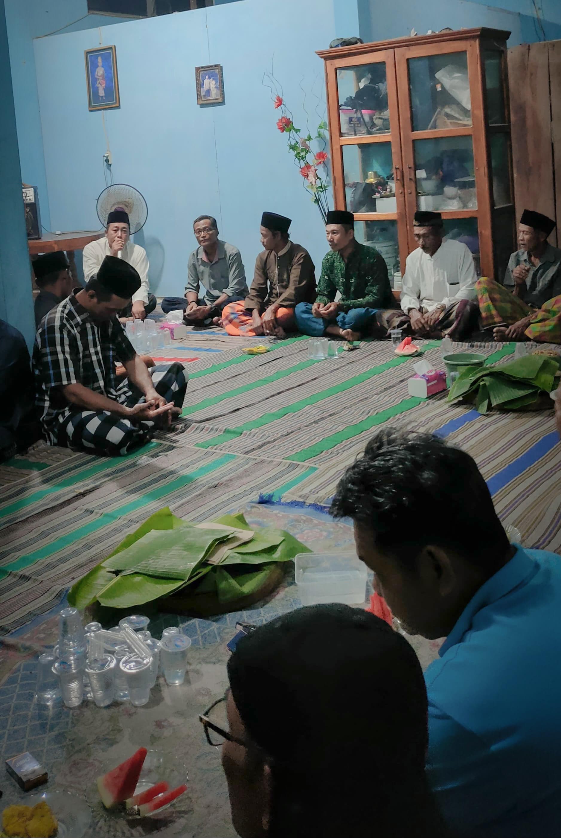 Relawan Doa Bersama untuk Kemenangan Wahono-Nurul