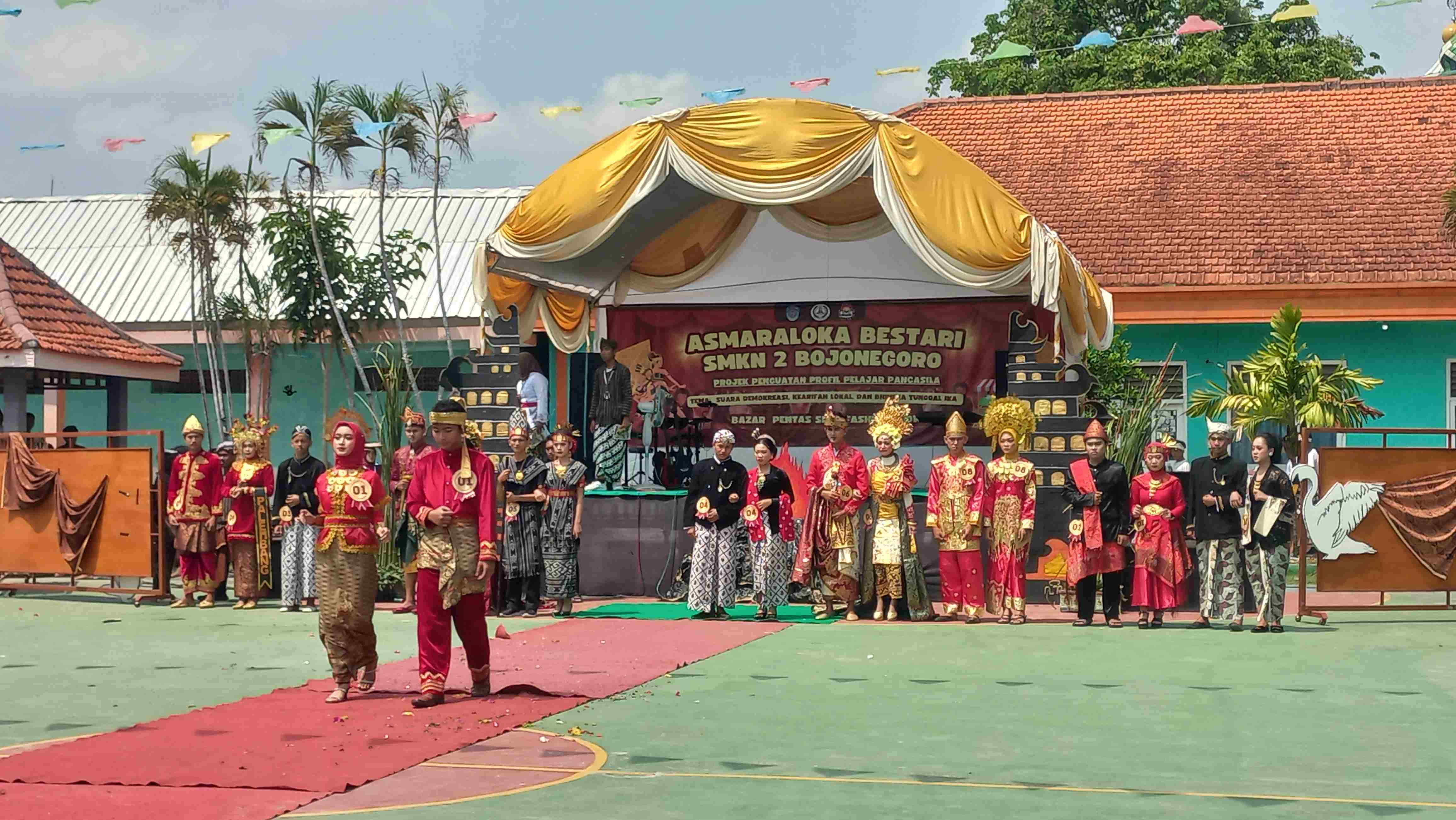 Gelar P5, SMK Negeri 2 Bojonegoro Tampilkan Suara Demokrasi, Kearifan Lokal, dan Bhineka Tunggal Ika