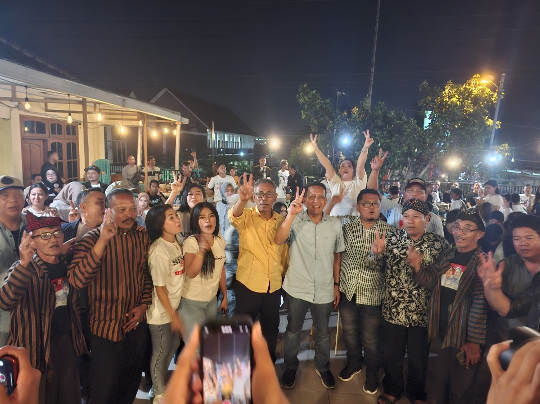 Ratusan Pekerja Seni Bojonegoro Dukung Wahono - Nurul