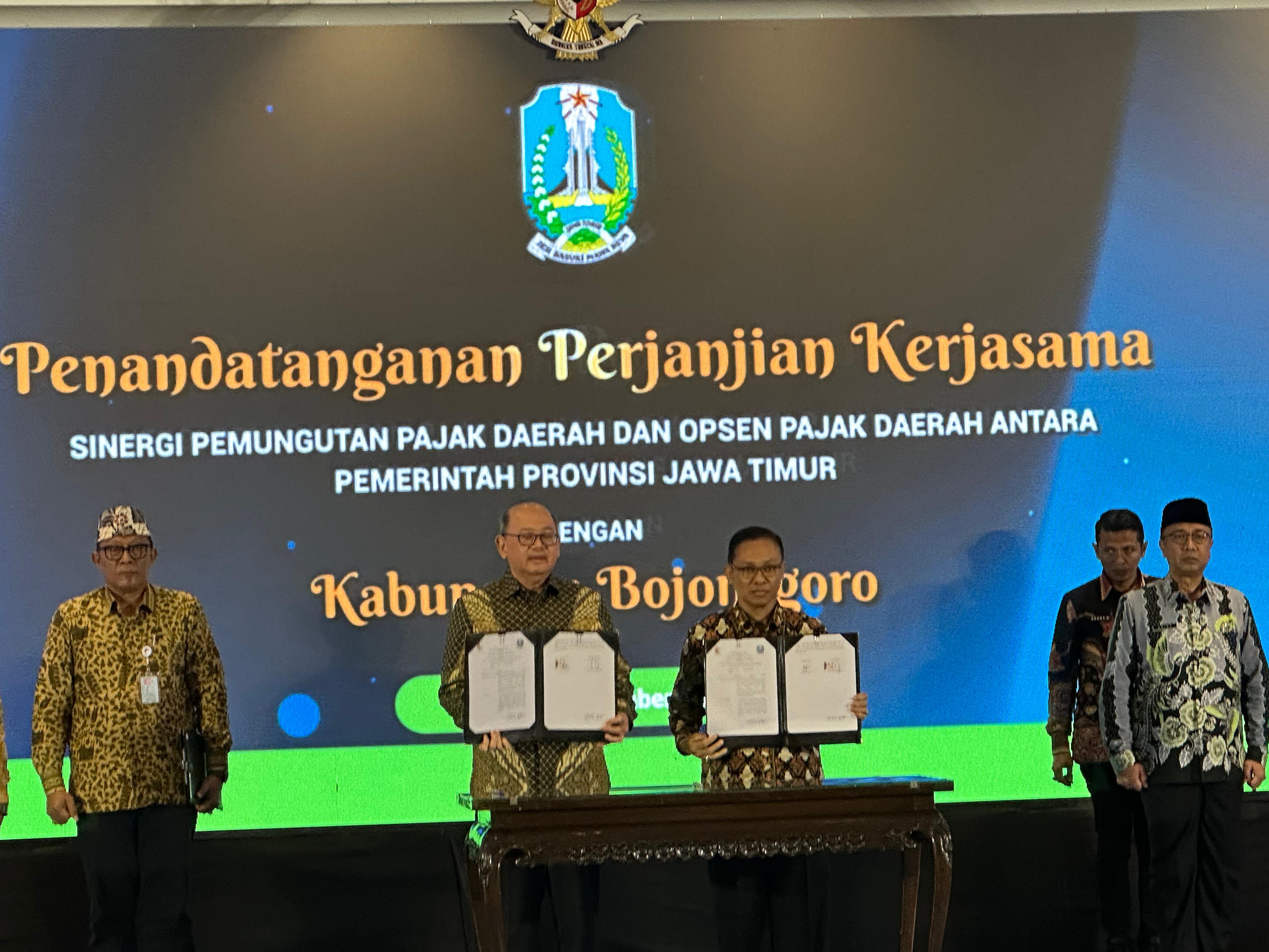 Kabupaten Bojonegoro Turut Tanda Tangani PKS Sinergi Pemungutan Pajak dengan Pemprov
