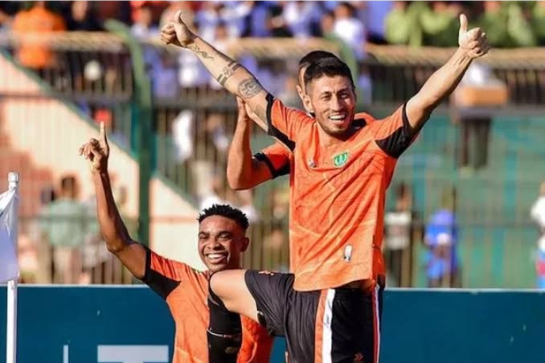 Persibo Lengah Sedikit, Persela Bisa Menyalip