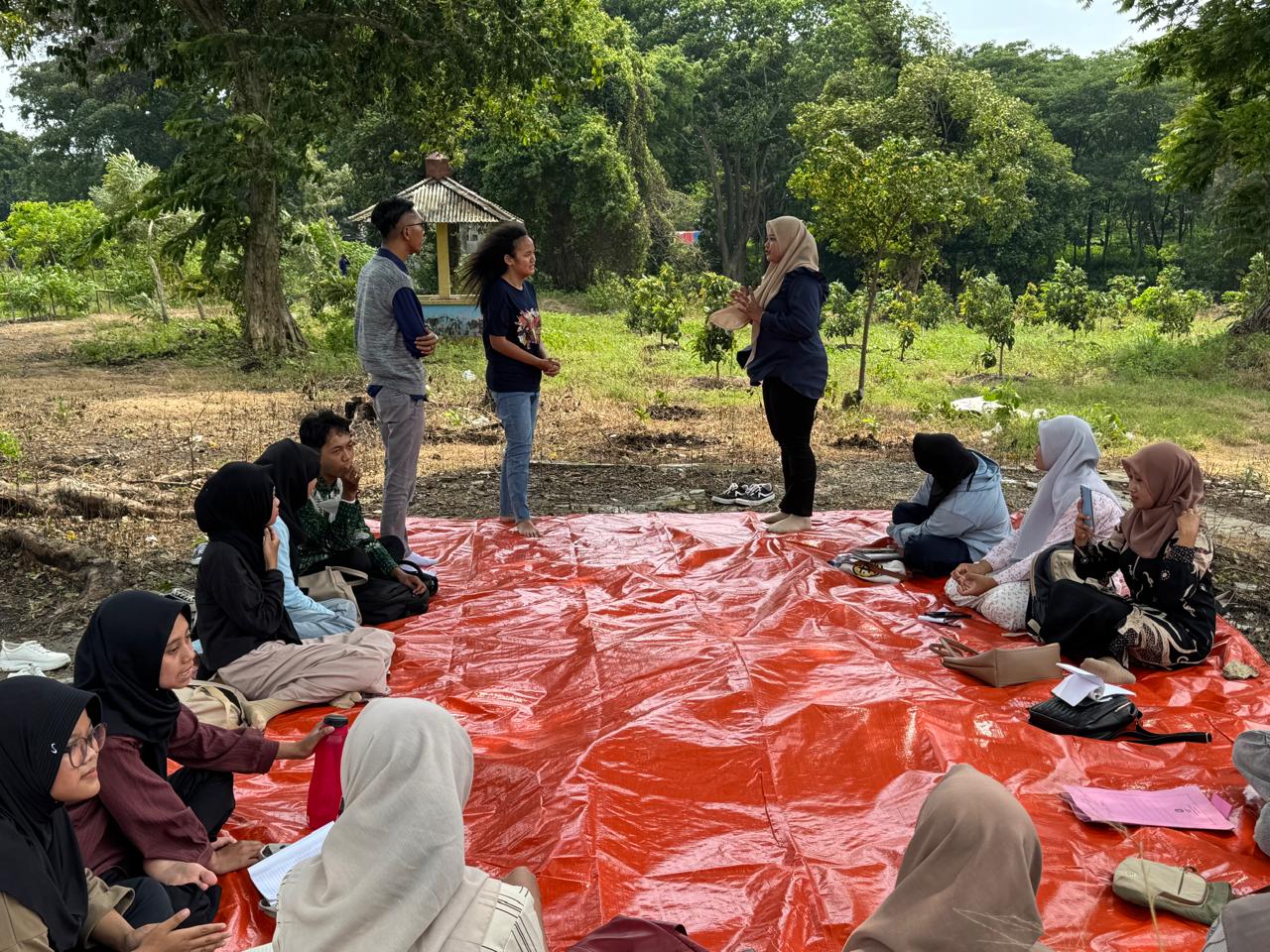 Brave to Speak Up, Ajak Gen-Z Asah Kemampuan Bahasa Inggris dan Kepedulian Lingkungan