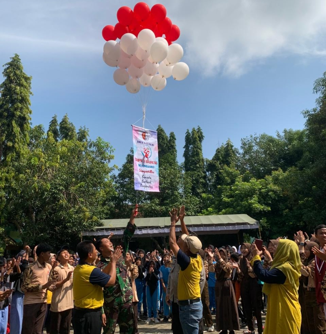 Dies Natalis SMP Negeri 3 Baureno ke-27 Berlangsung Meriah