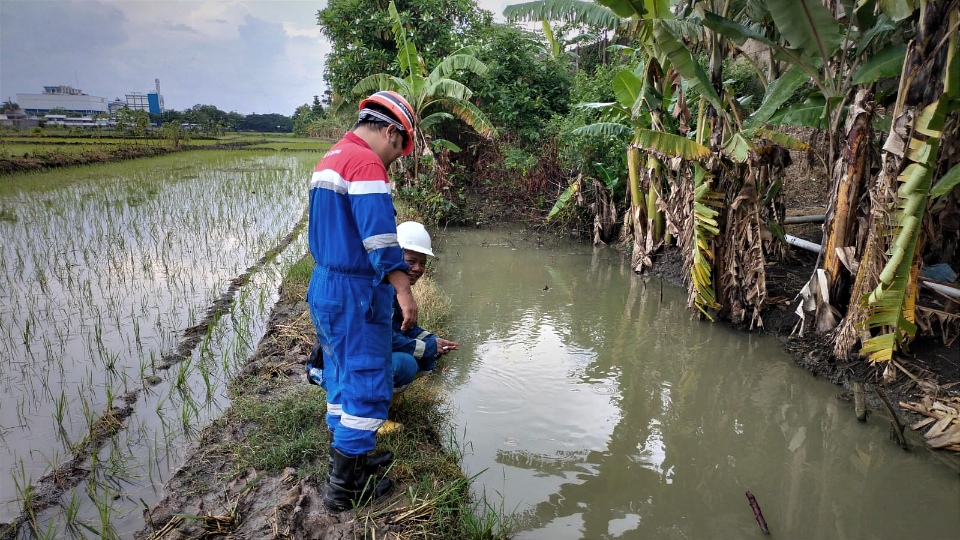 Pastikan Limbah di Sawah Warga Bojonegoro Bukan Limbah Operasi Pad B