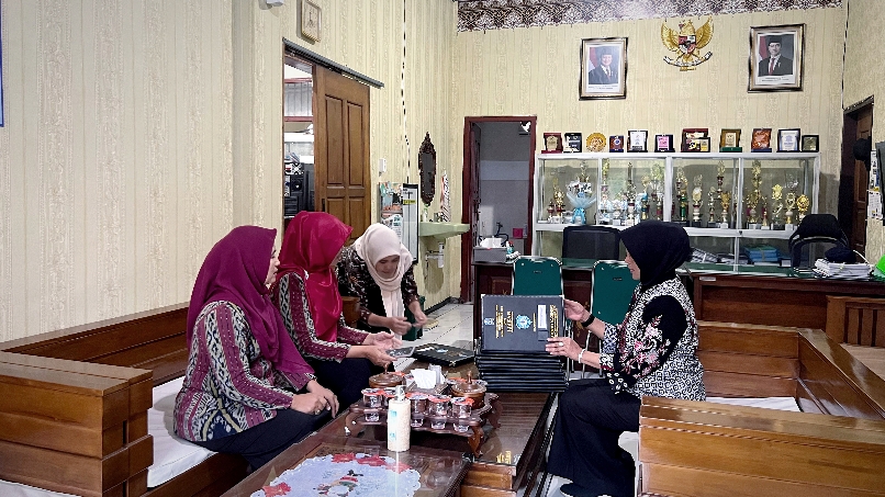 Wabup hingga DPRD Jatim Sidak SMA Negeri di Bojonegoro atas Dugaan Penahanan Ijazah