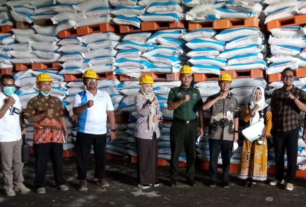 Sidak Tim Gabungan Pemkab Bojonegoro di Sumberrejo, Pastikan Stok Pupuk Aman