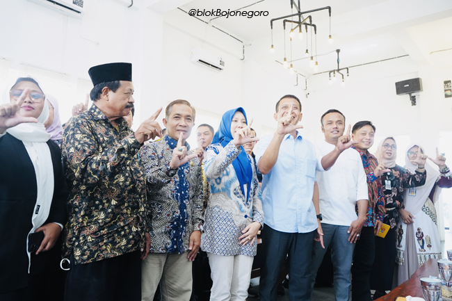 Salam Literasi Tandai Kick Off Digital Branding Sekolah 2025