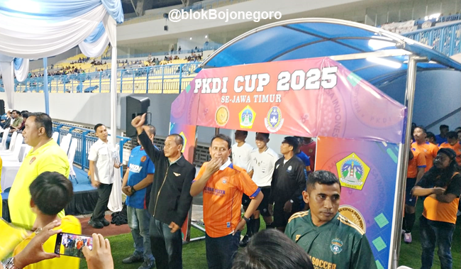 Bupati Wahono Datang ke Gresik, Semangati Tim PKDI Bojonegoro