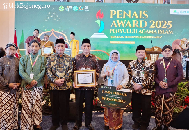 Alumni Ponpes Attanwir Raih PENAIS Award 2025, Inilah 12 Penyuluh Agama Islam Prestasi