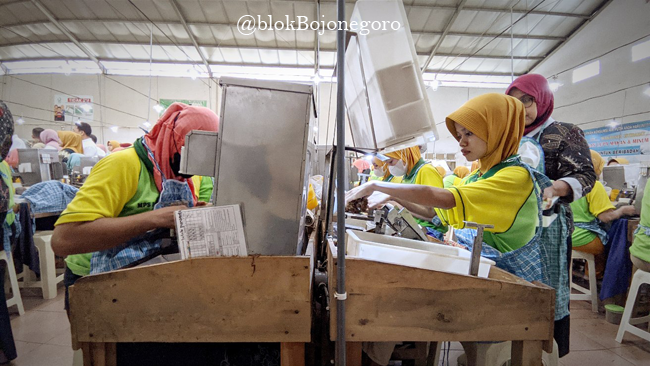 Penyebab PHK Massal di Pabrik Rokok Bojonegoro: Cukai Mahal dan Rokok Ilegal