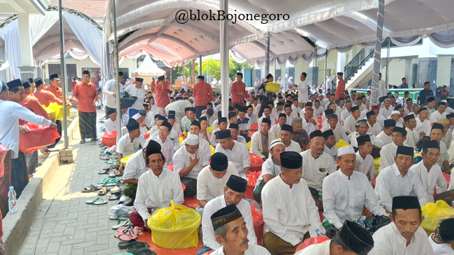 Ugal, Berkat Haul Masyayikh Ponpes Sabilunnajah Simo Besar Banget