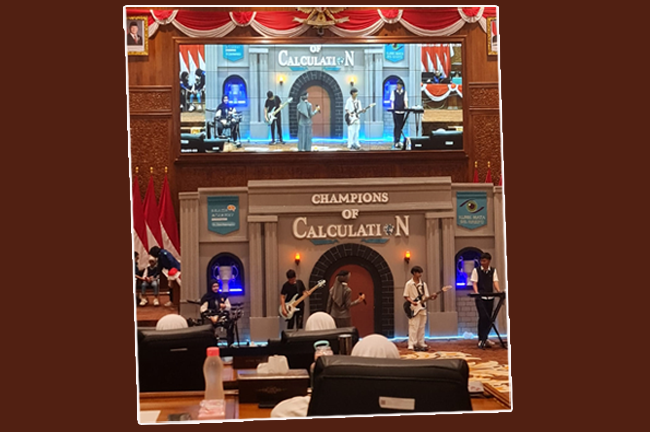 Tomodachi Band Hibur Peserta Olimpiade di Gedung Paripurna DPRD Bojonegoro