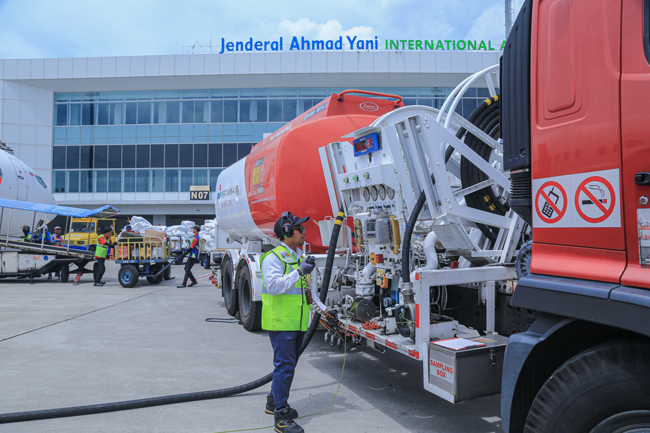 Harga Khusus Avtur, Dukung Penerbangan Masa Libur Natal...