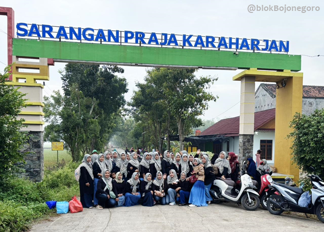 Wali Murid MI Islamiyah Sarangan Ikut Outbound Anaknya ke Tuban