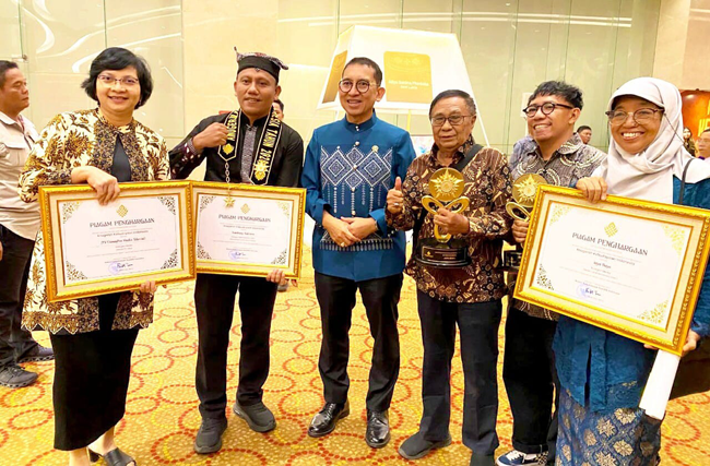 Penerus Ajaran Samin Surosentiko di Bojonegoro Terima Penghargaan dari Kementerian Kebudayaan